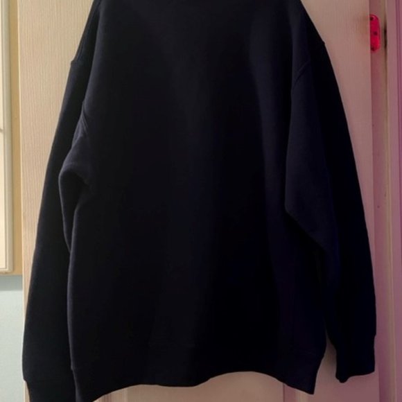 University Crew Neck - Picture 2 of 4